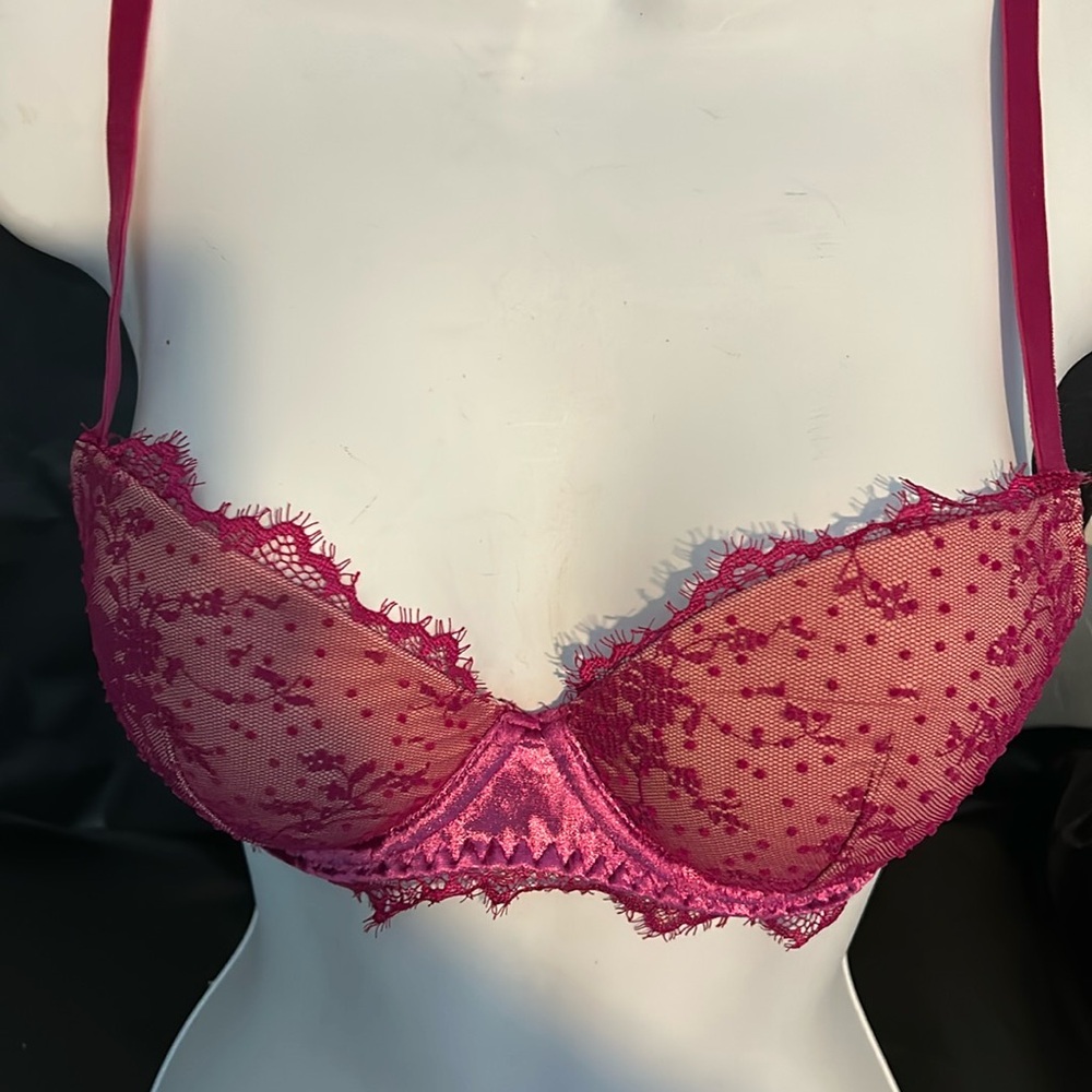 Lace Underwire Bra in Pink